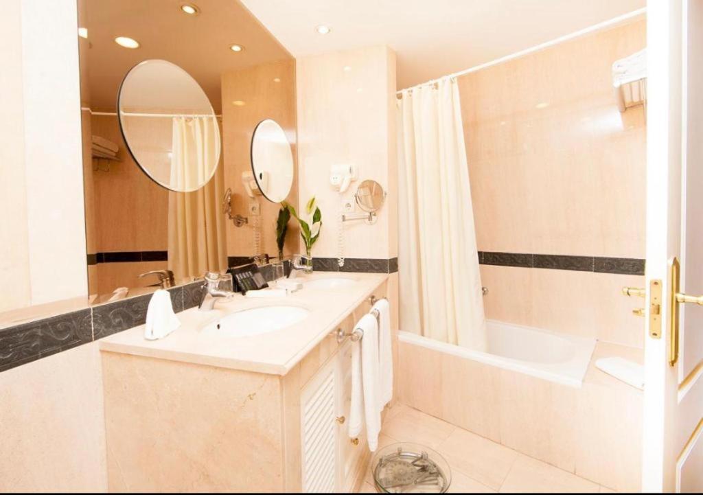 Guadalpin Residences Apartament Marbella
