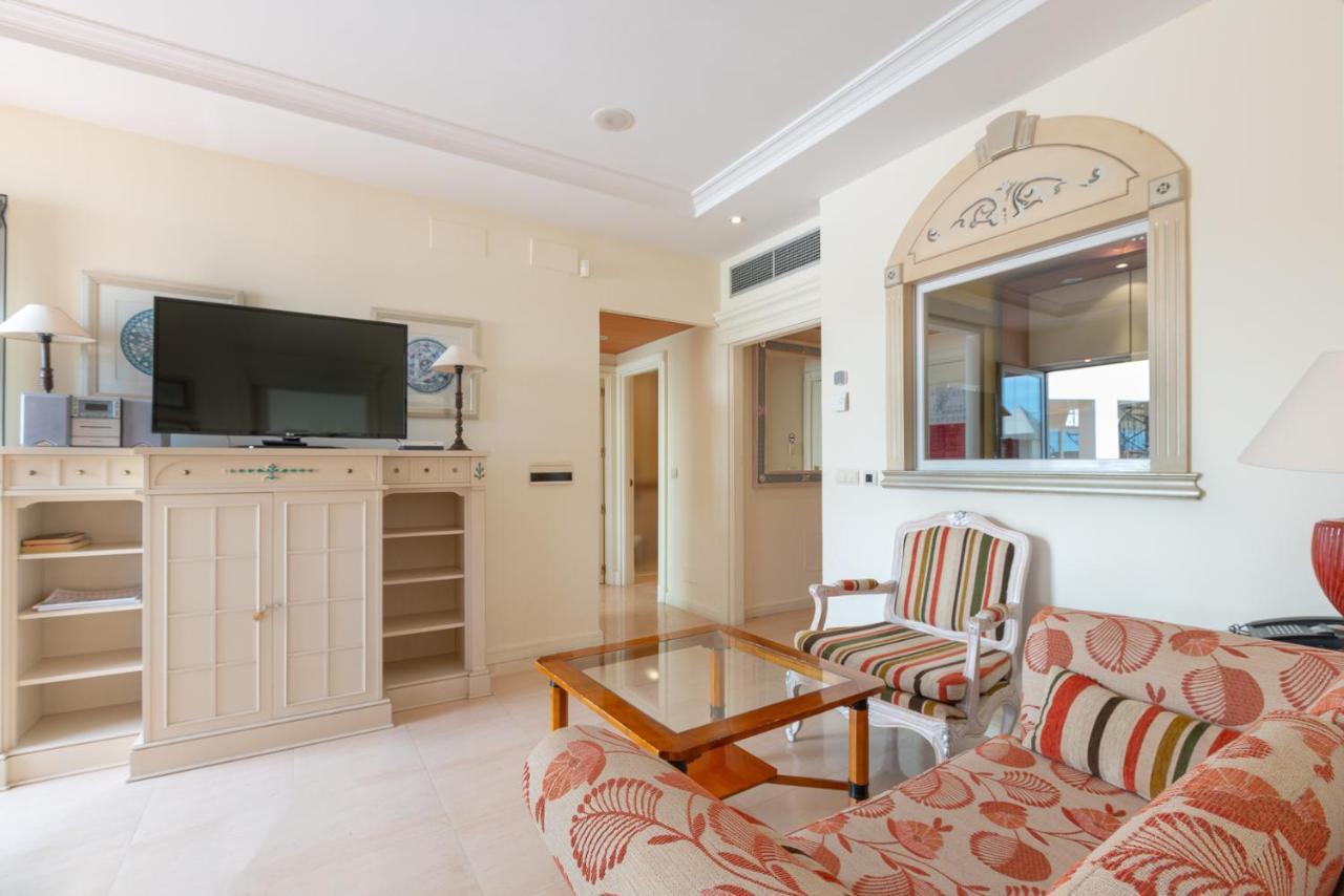 Guadalpin Residences Apartment *